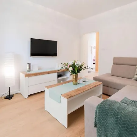 Garden Z Ogrodkiem - Dream Appartement Ustron