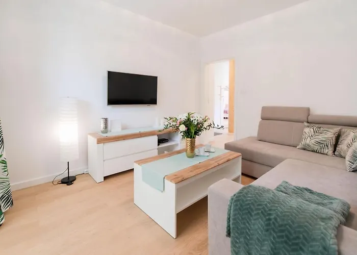 Garden Z Ogrodkiem - Dream Apartment Ustron